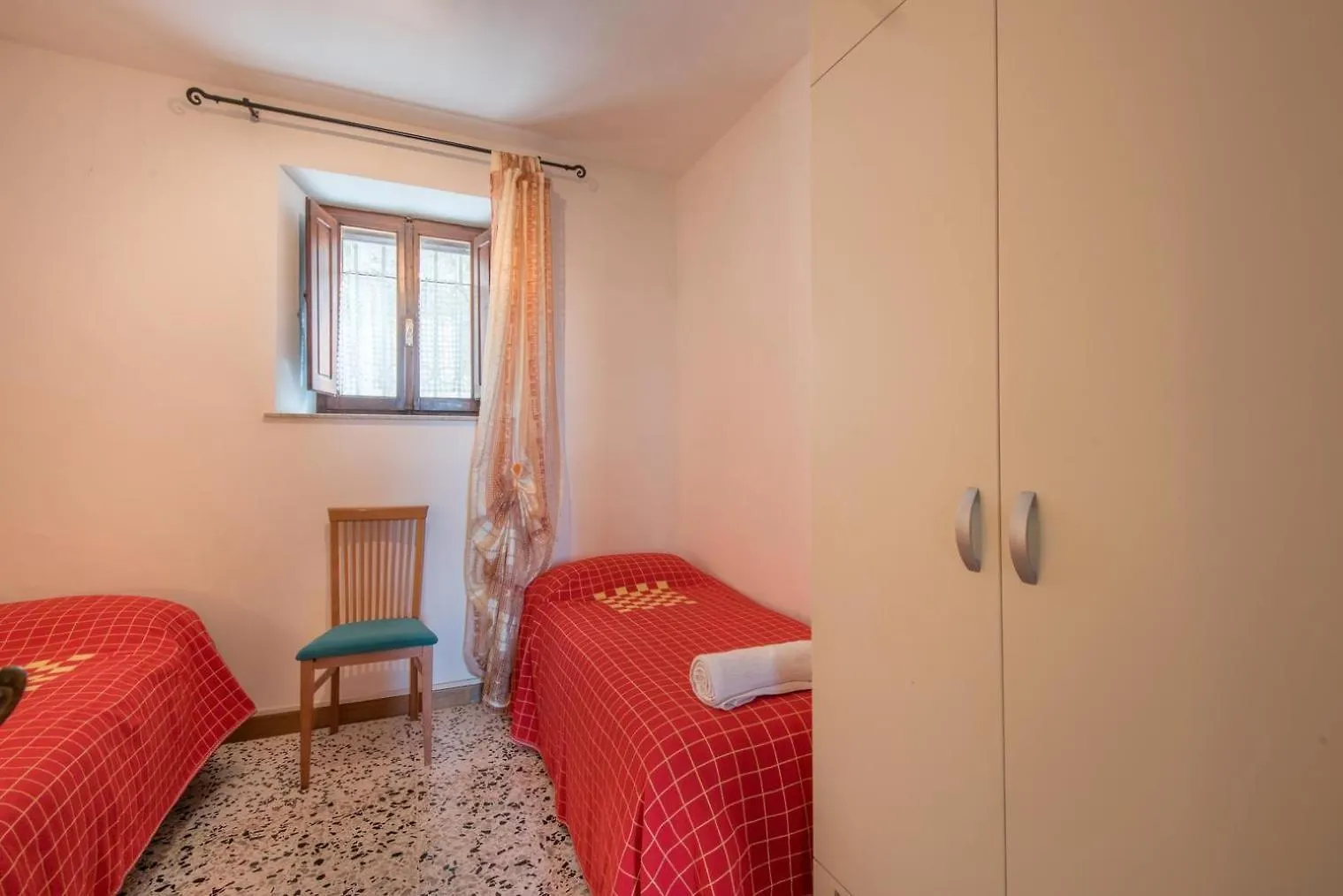 Lo Zio Ezio Apartment Montepulciano 0*,  Italy